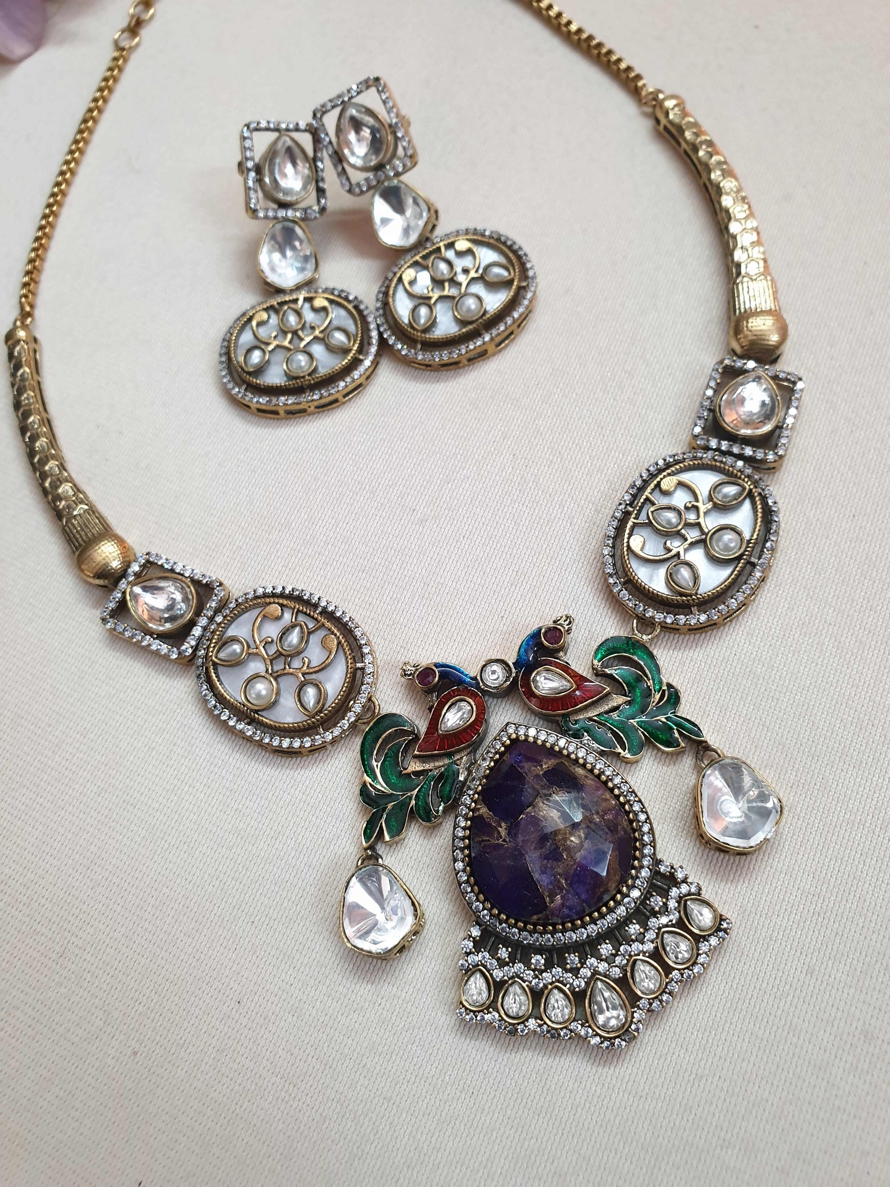 Purple Doublet Stone Hasli Necklace With Earrings