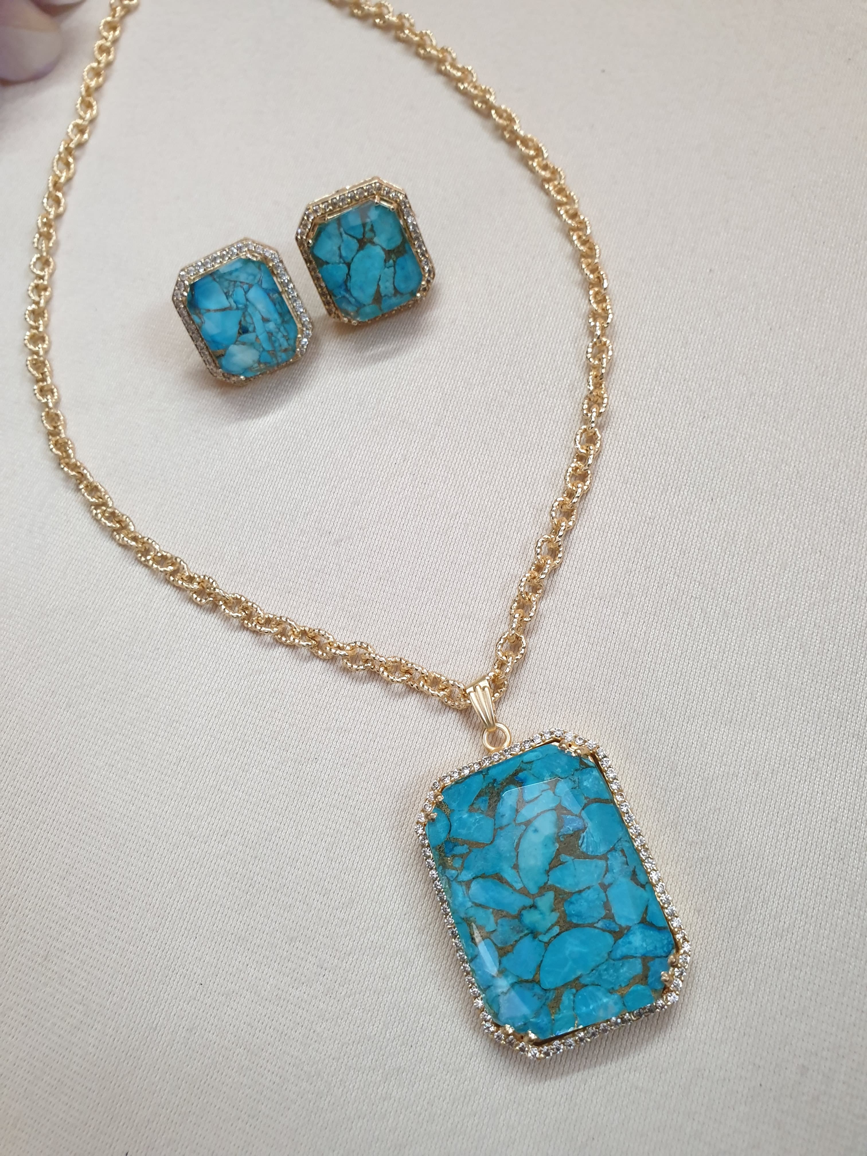 Turquoise Doublet Stone Long Chain Necklace With Earrings