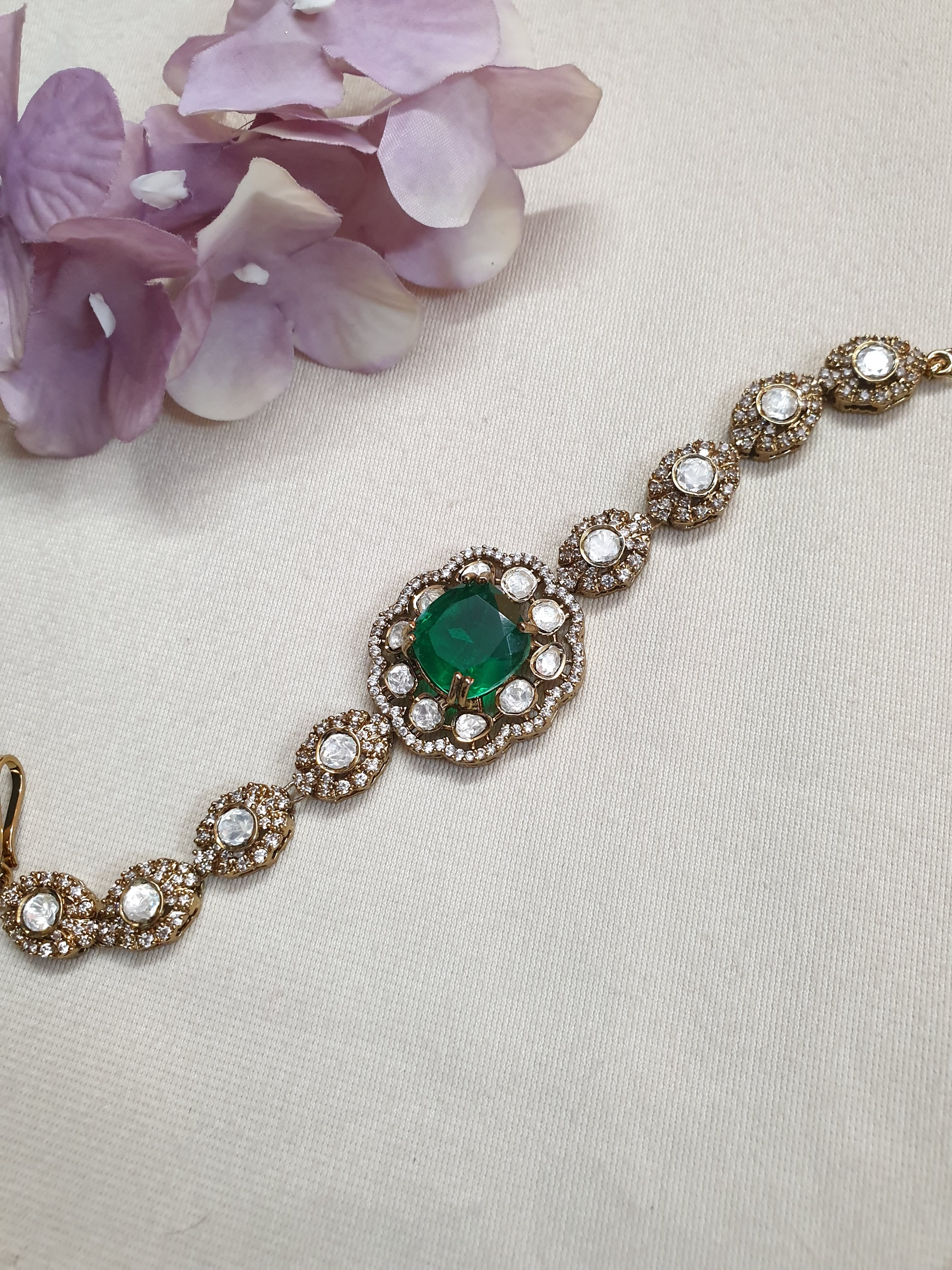 Emerald Green Stone Kundan Adjustable Bracelet