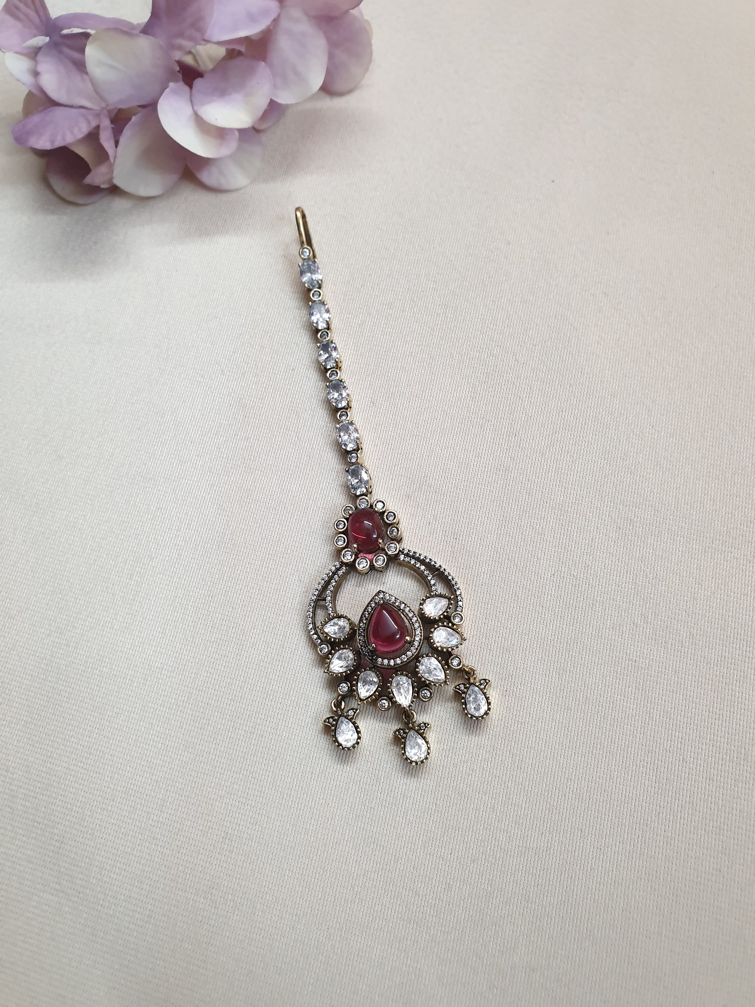 Designer Ruby Pink Color Stone Kundan Maang Tikka