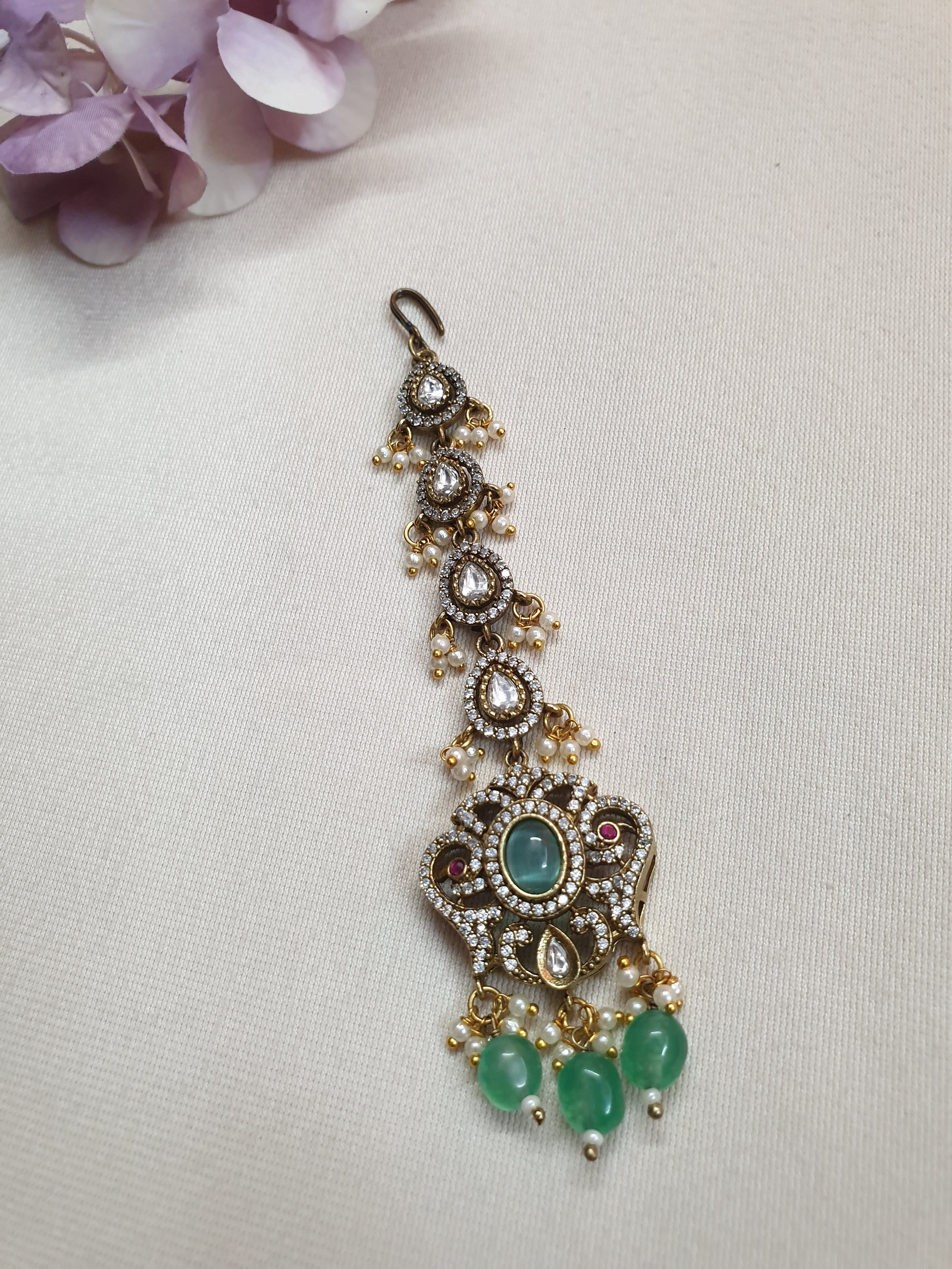 Green Stone Designer Kundan Maang Tikka