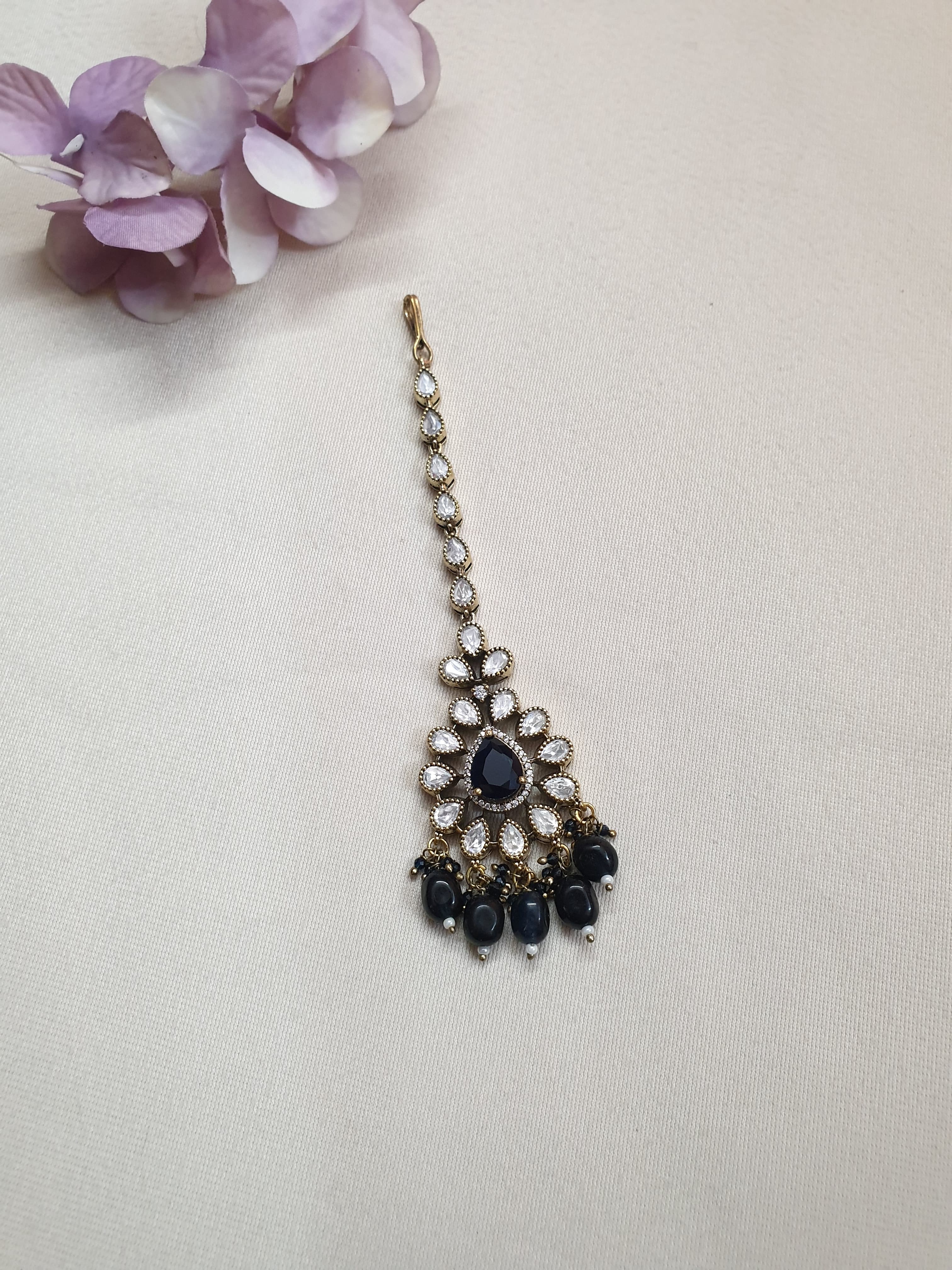 Black Stone Designer Kundan Maang Tikka