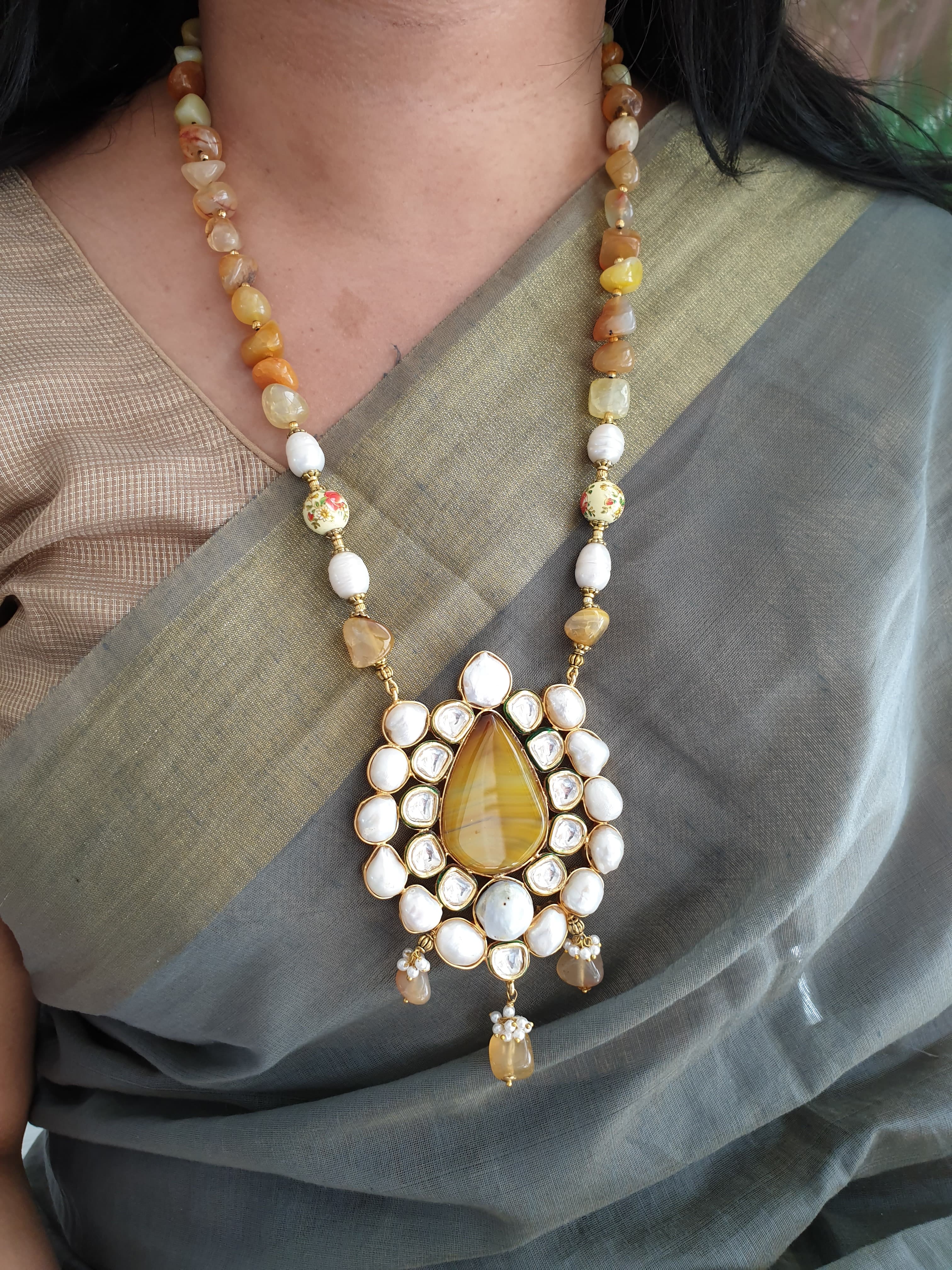 Yellow Stone Kundan Pendant Set With Earrings