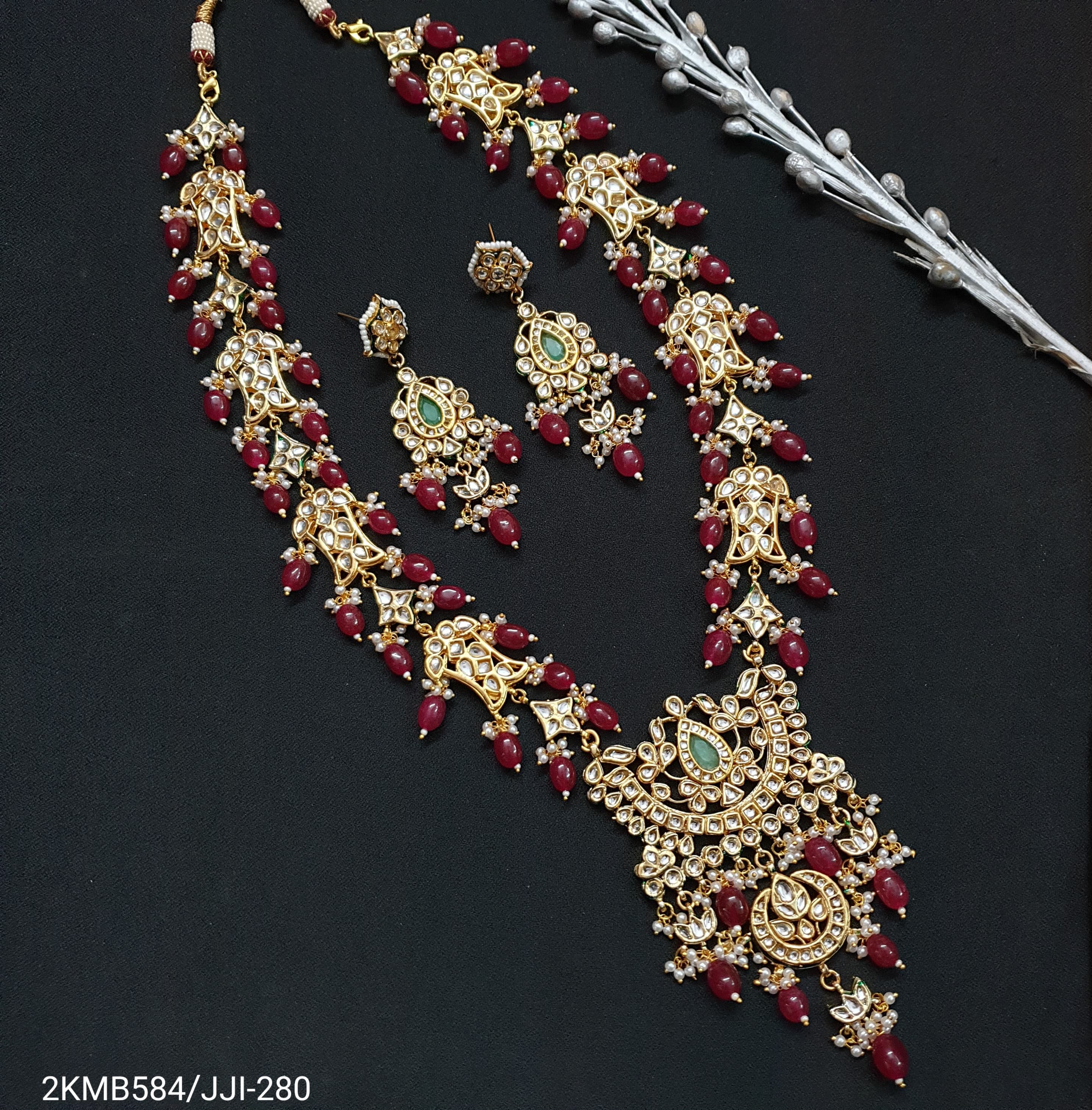 Kundan Red Beaded Stone Pendant Set With Earrings