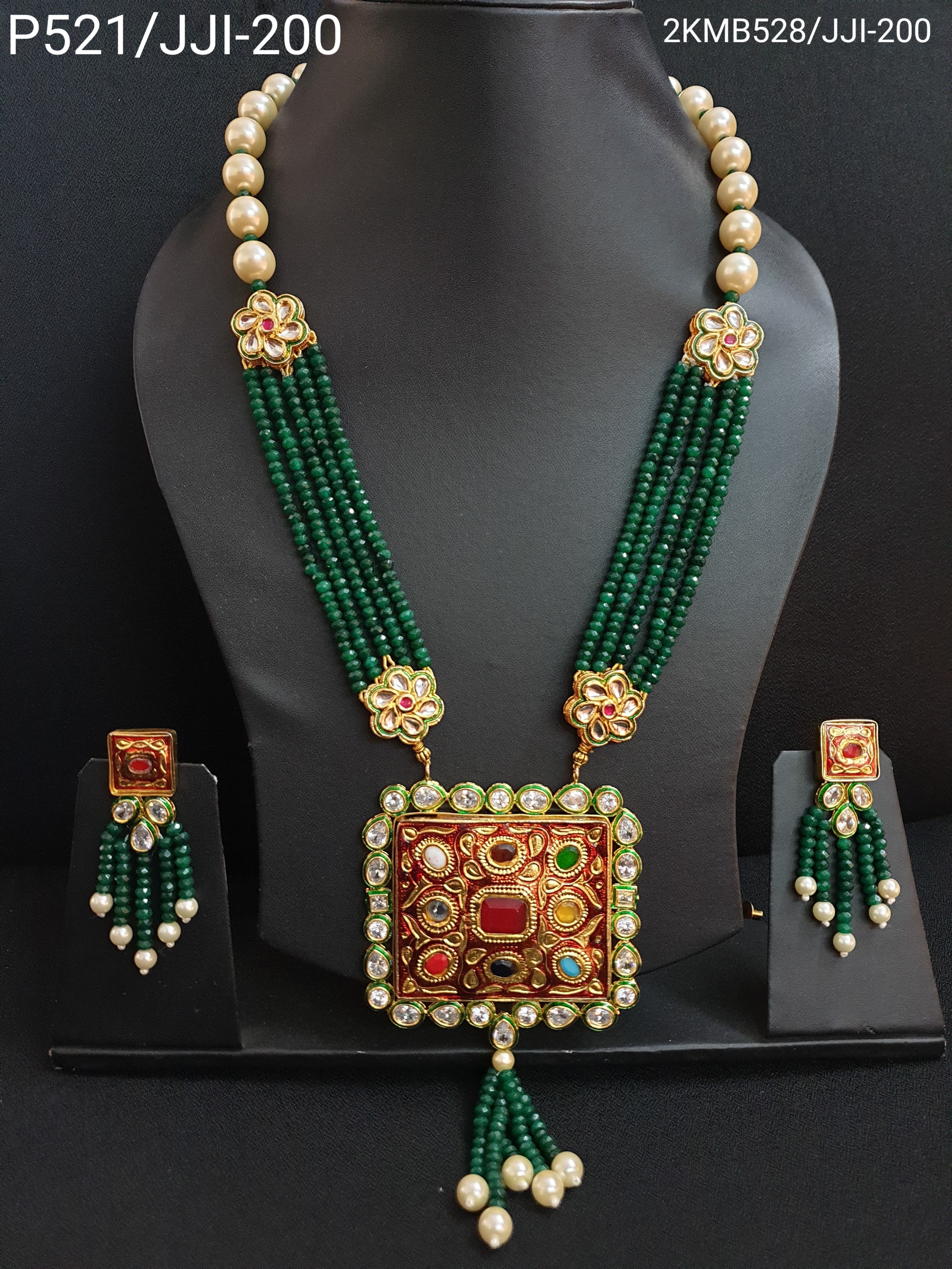 Green Beaded Kundan Meenakari Mehroon Pendant Set