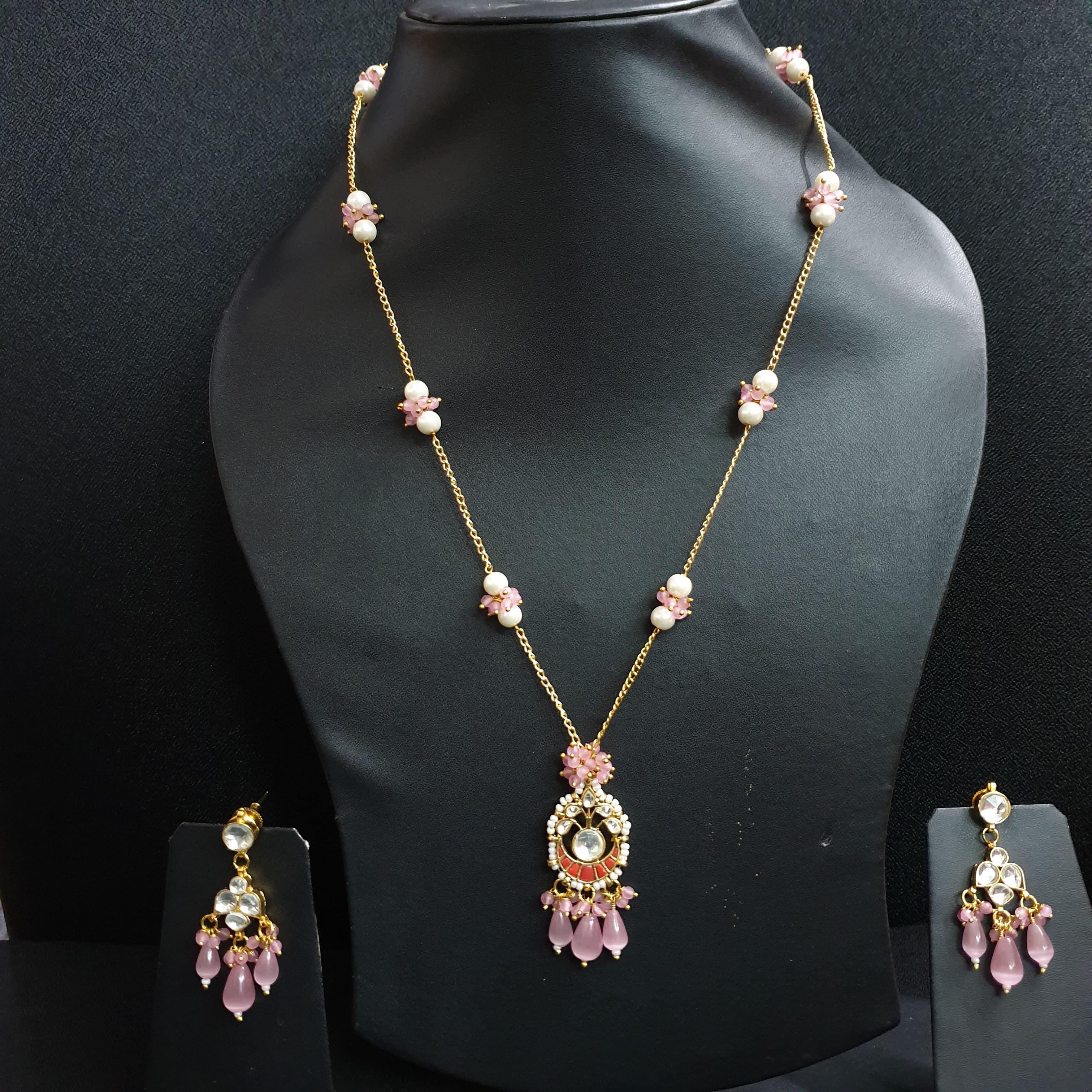 Jadau Kundan Pink Orange Stone Small Pendant Set With Earrings