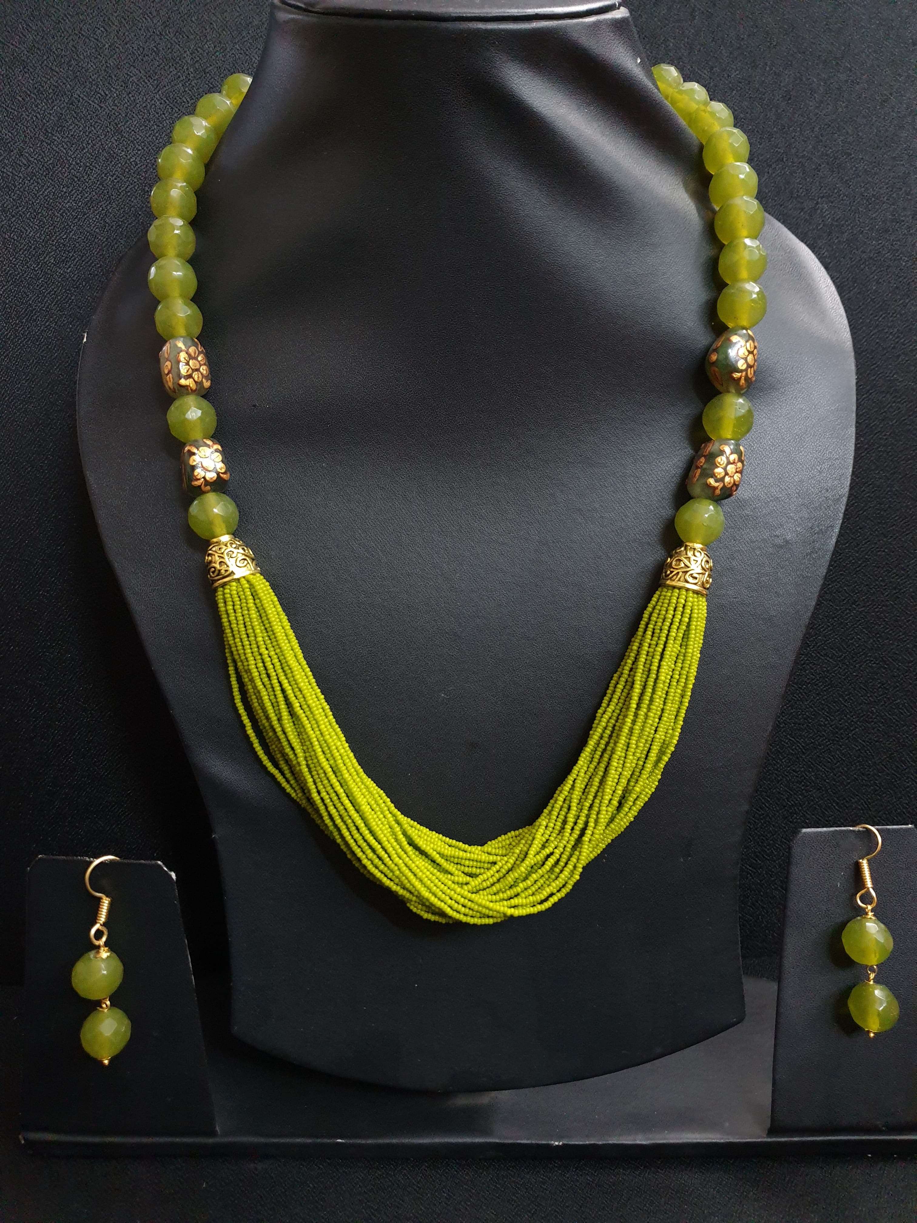 Mehendi Green Seed Bead Hanpainted Stone Necklace Set