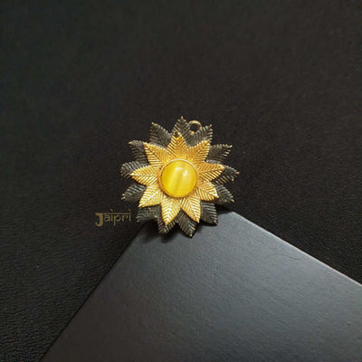 Floral Dual Tone & Yellow Stone Ring