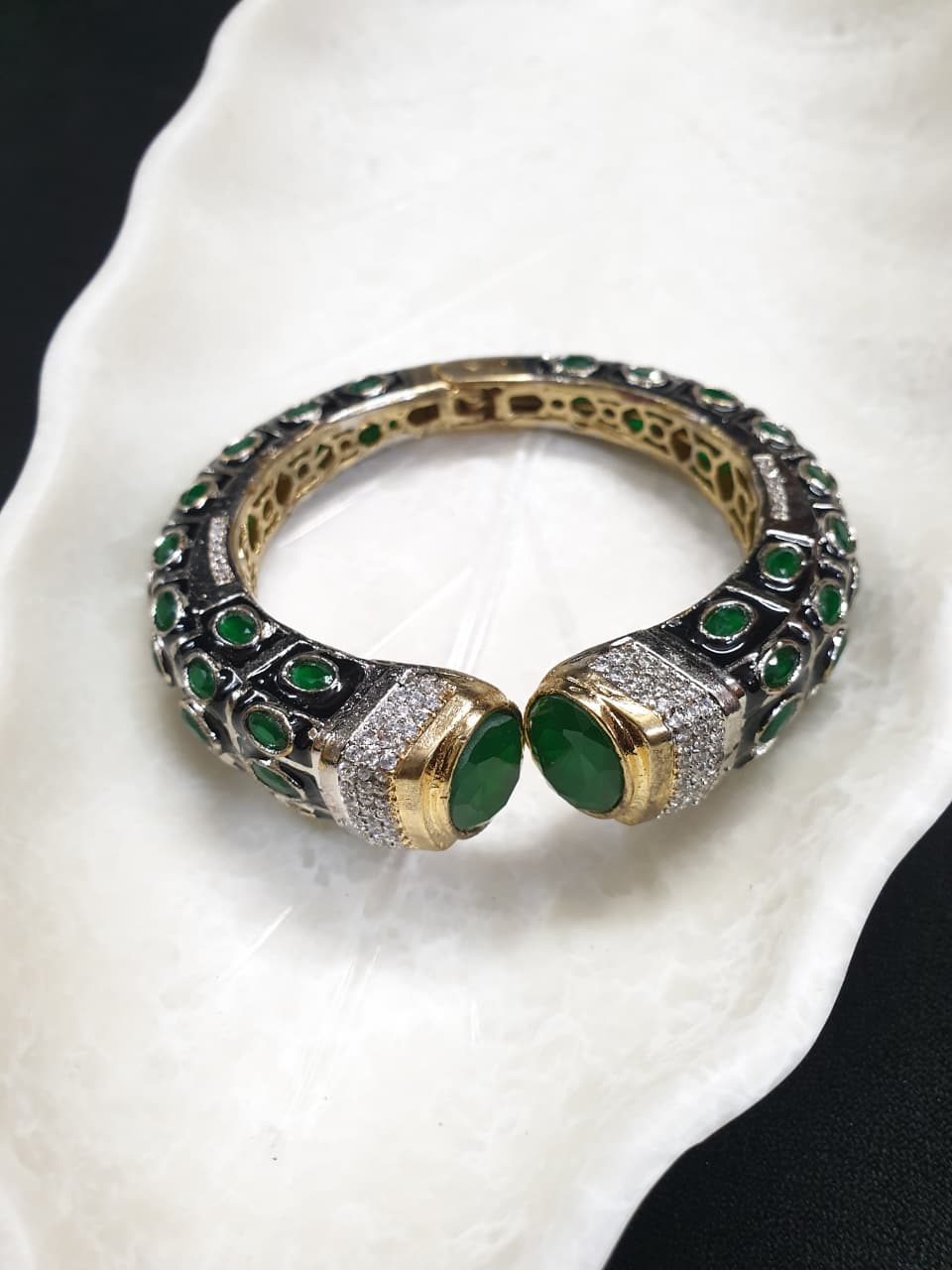 Designer Stone Openable Kada