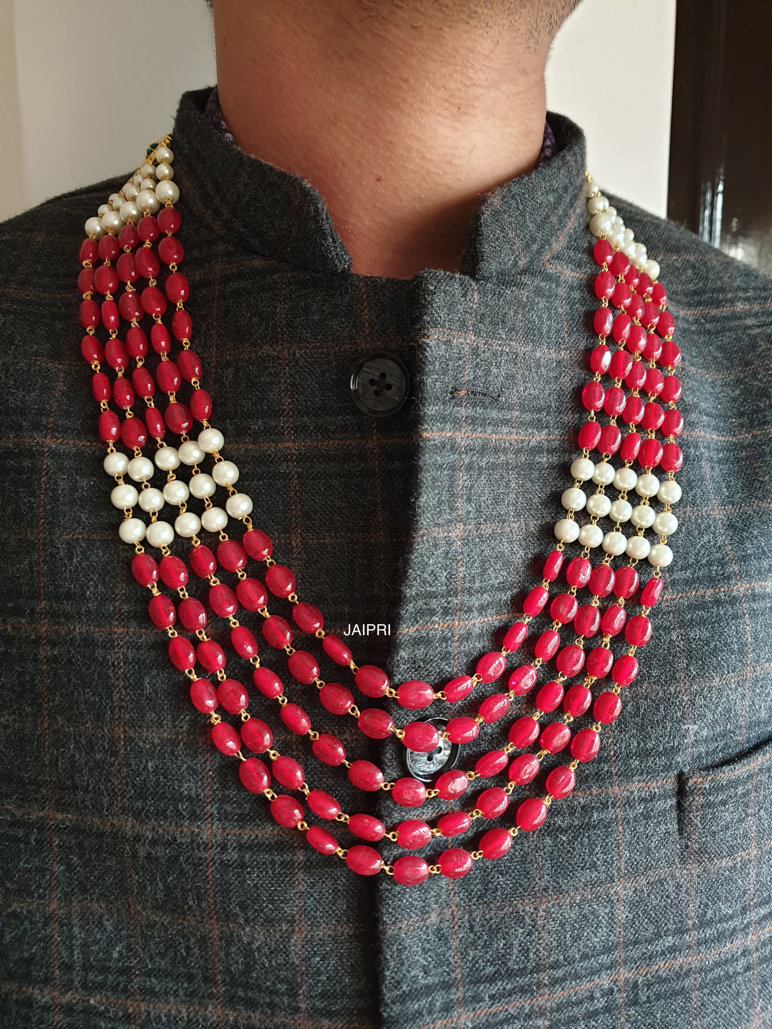 Five Layered Red And Green Groom Necklace