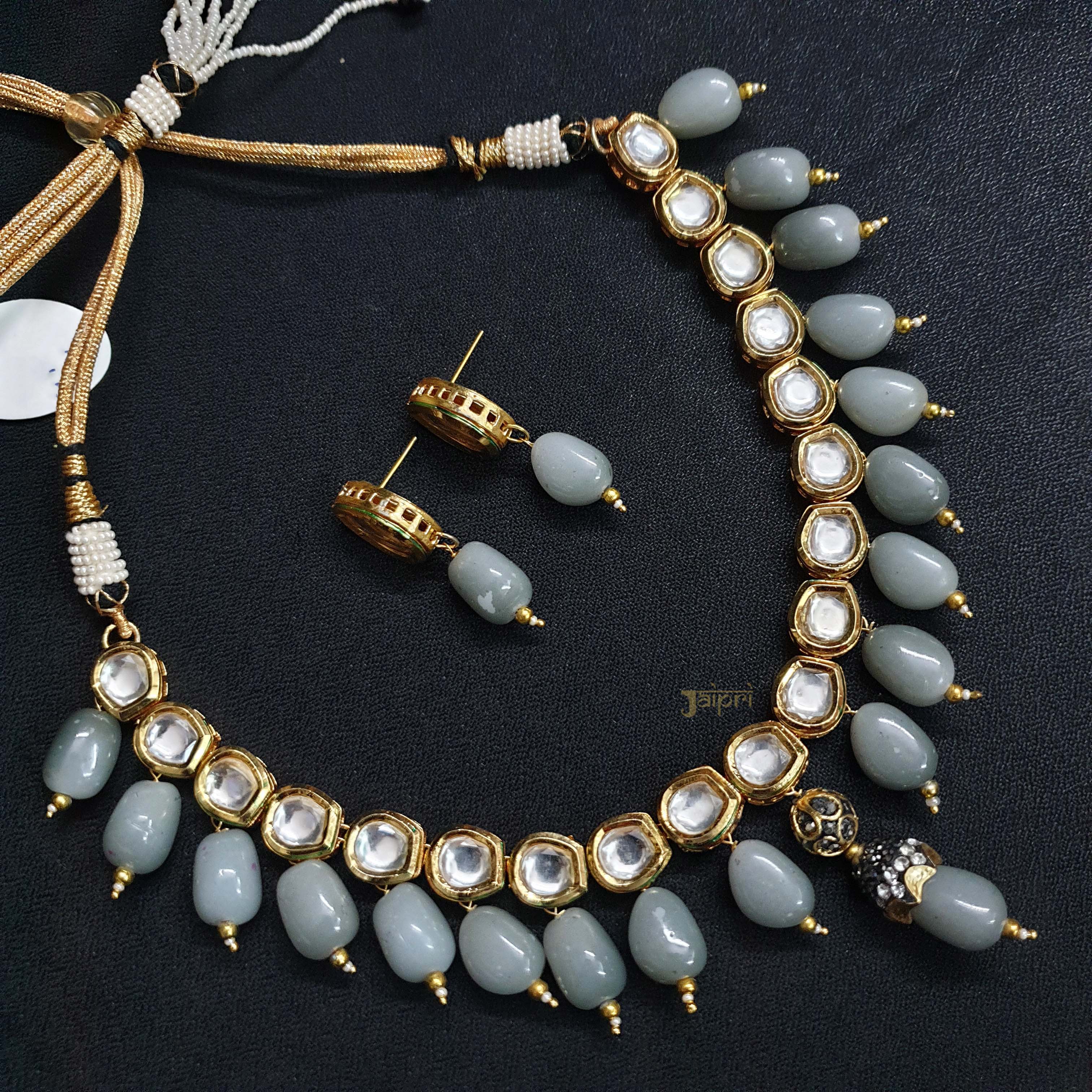 Grey Stone Kundan Necklace With Earrings
