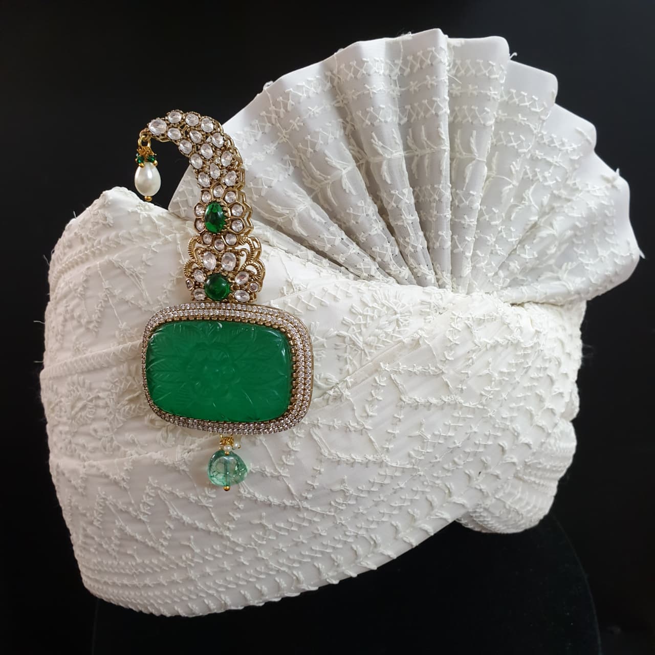 Emerald Green Color Premium Kundan Kilangi