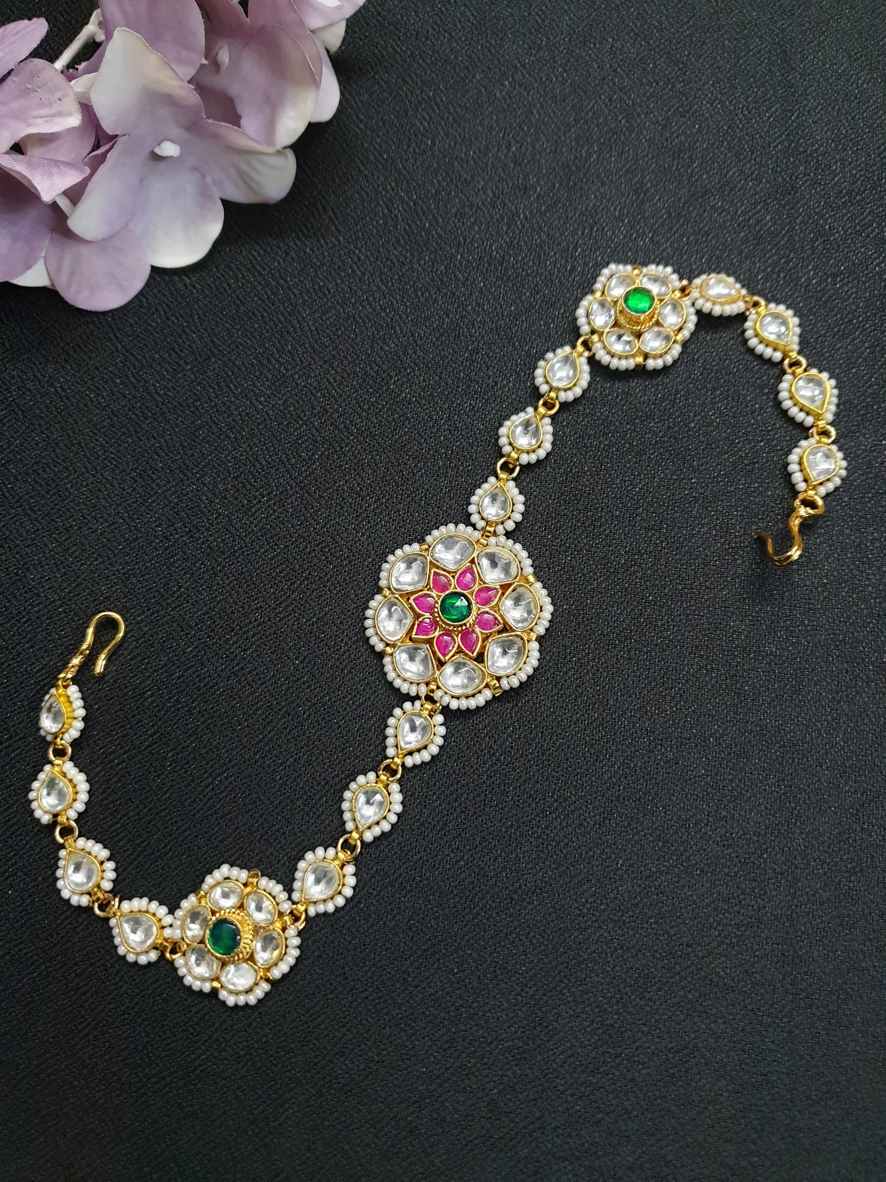 Elegant Kundan Floral Matha Patti