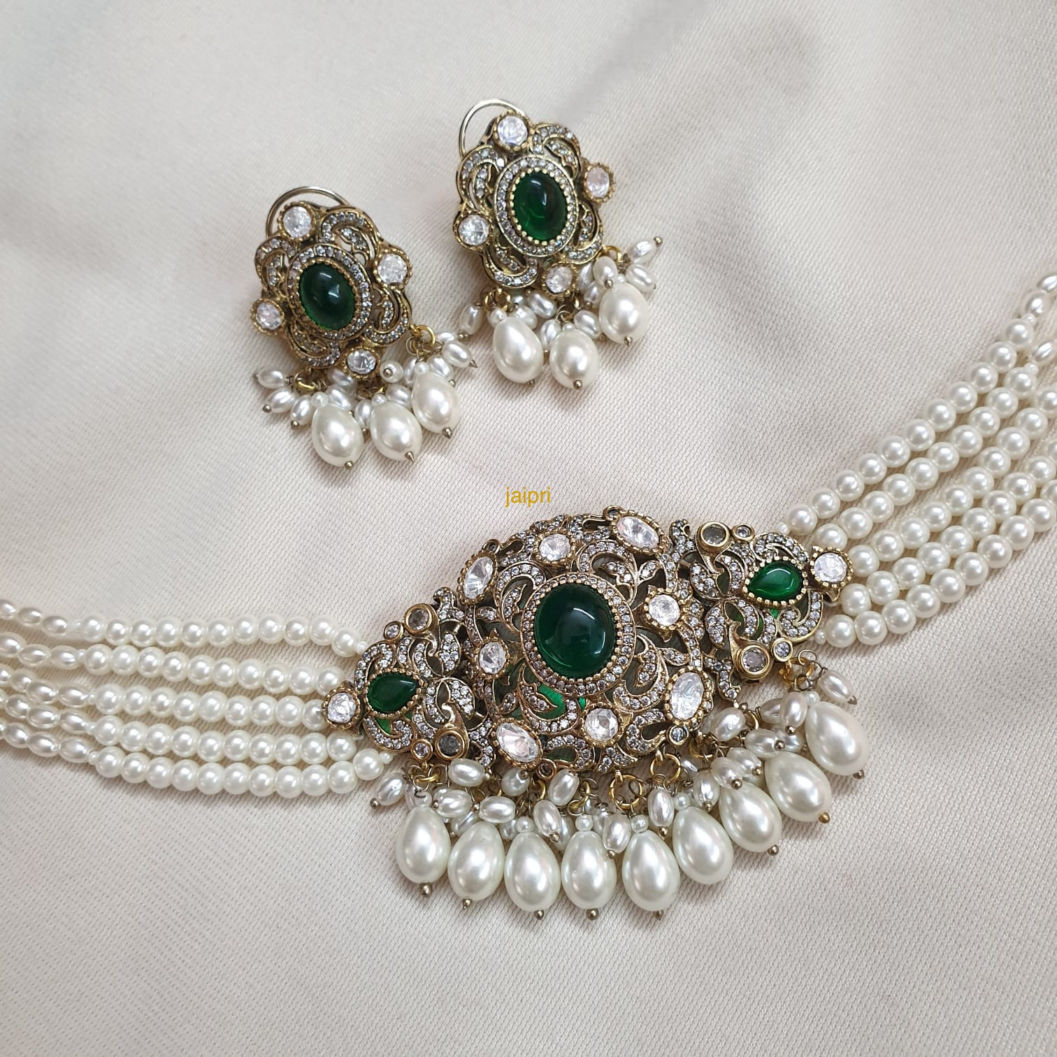 Green Stone Moissanite Kundan Pearl Choker Necklace