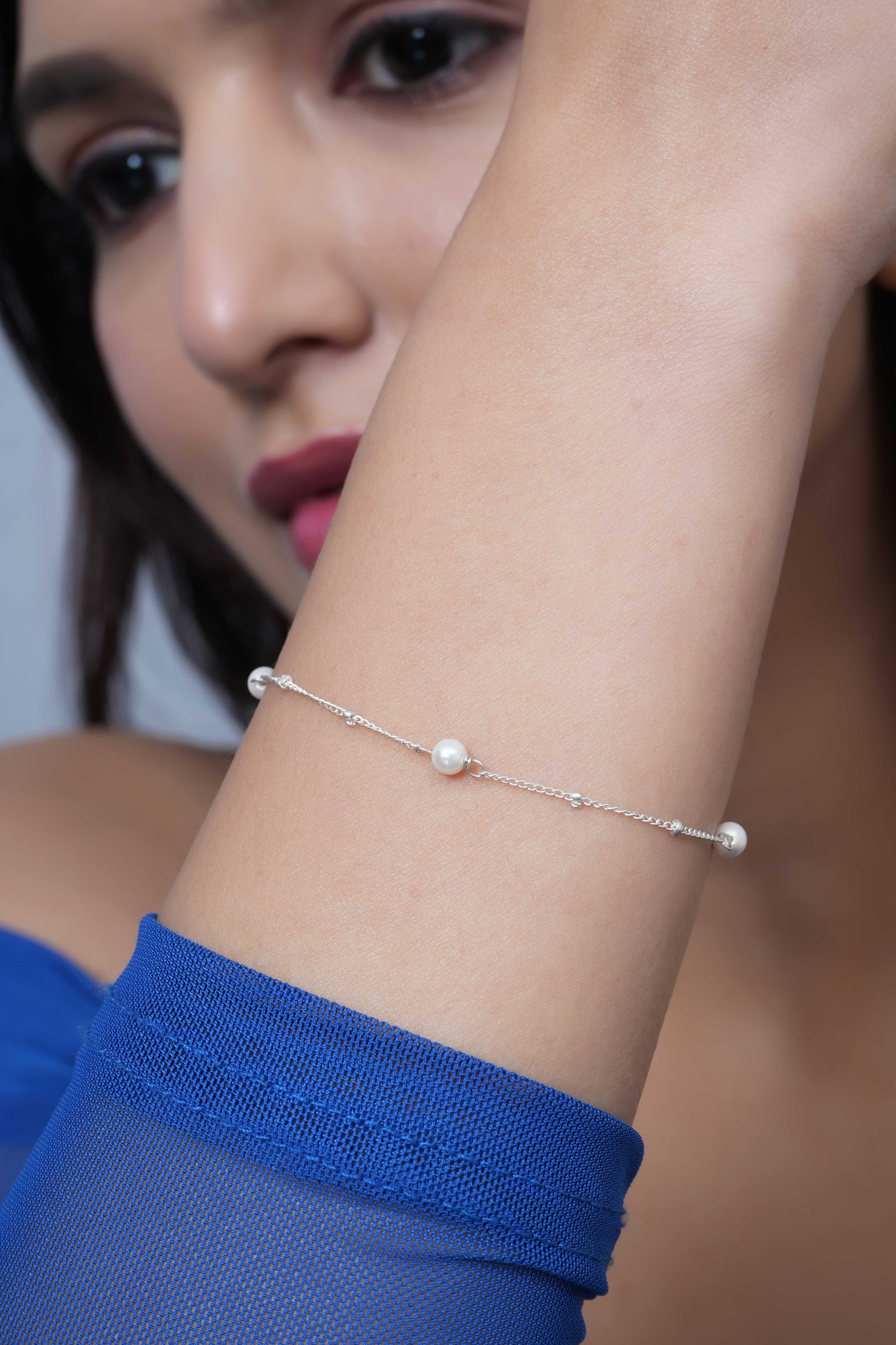 Silver Tone Premium Pearl Chain Bracelet