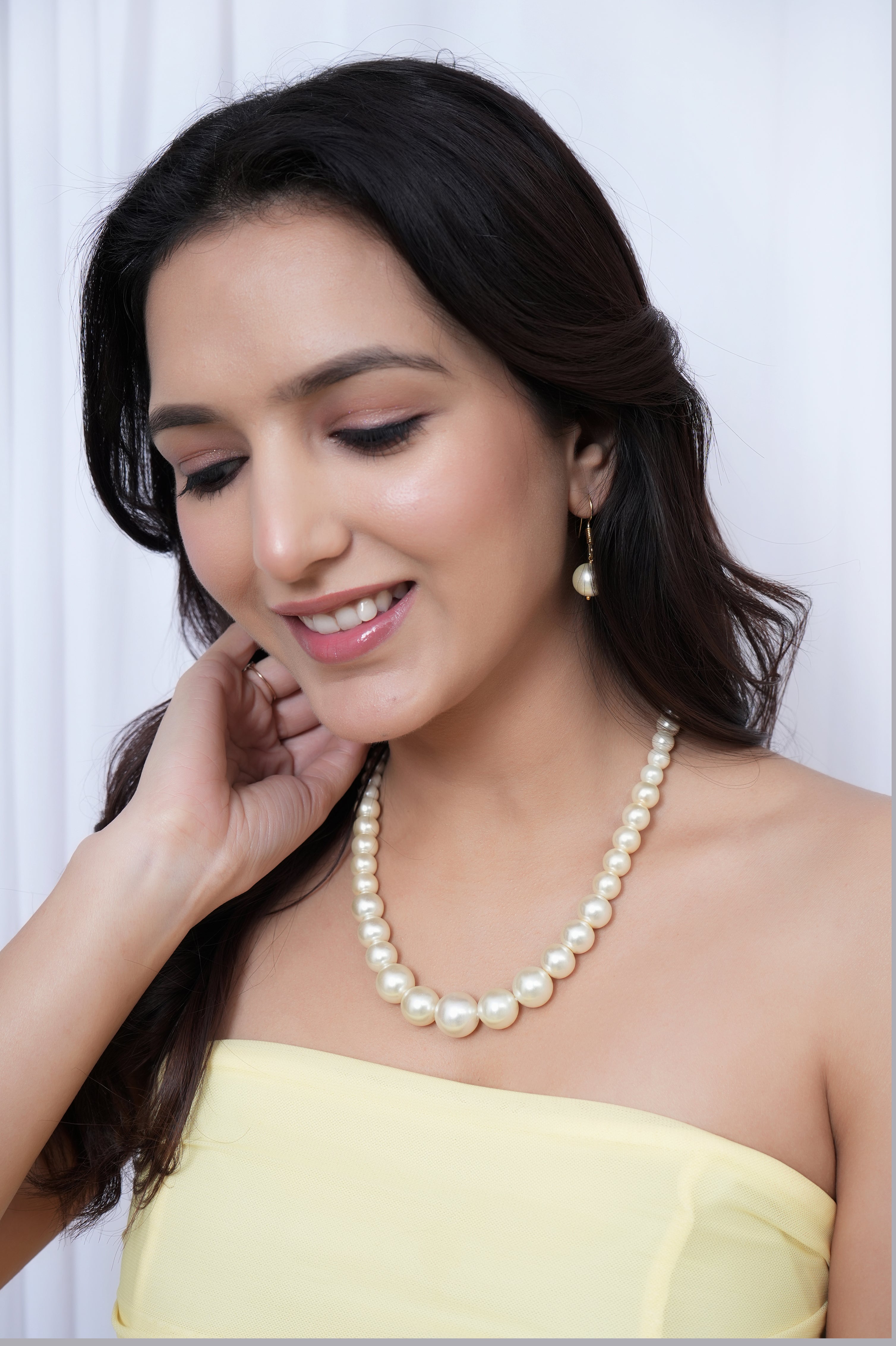 Adorable Premium Pearl Beads Necklace With Earrings