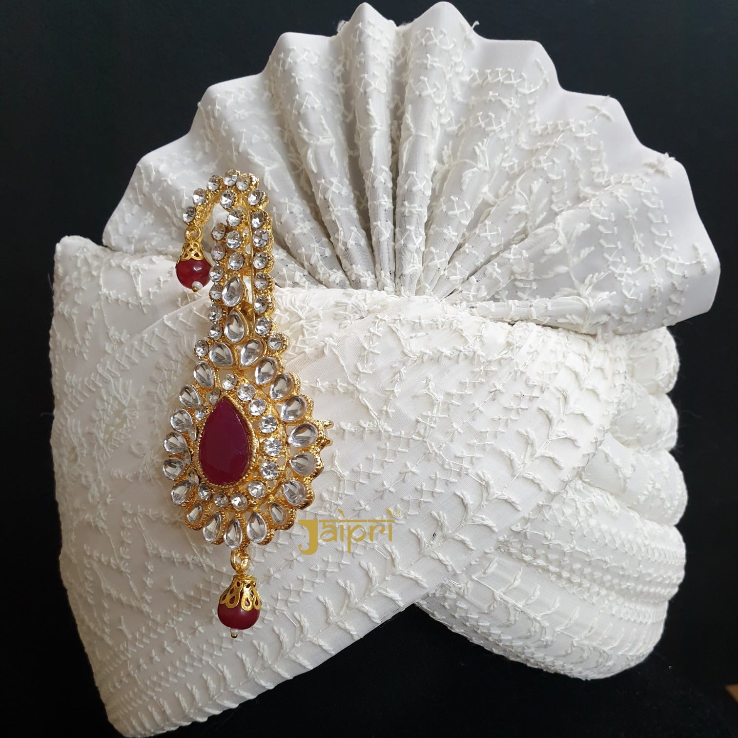 Red Jadau Kundan Kalangi For Groom