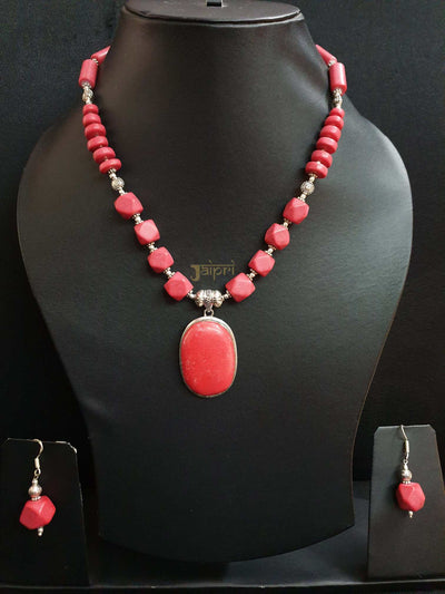 Red Stone Oval Necklace With Earrings