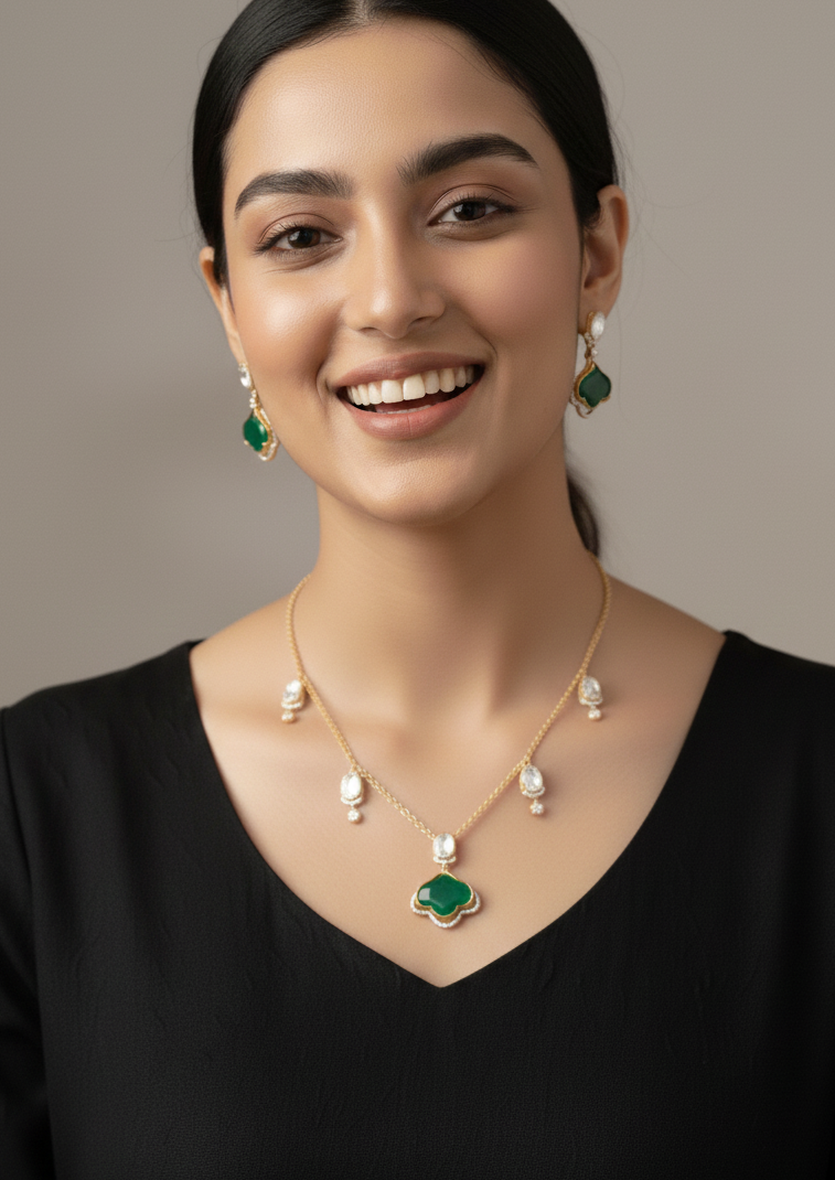 Emerald Green Delicate Kundan Chain Necklace
