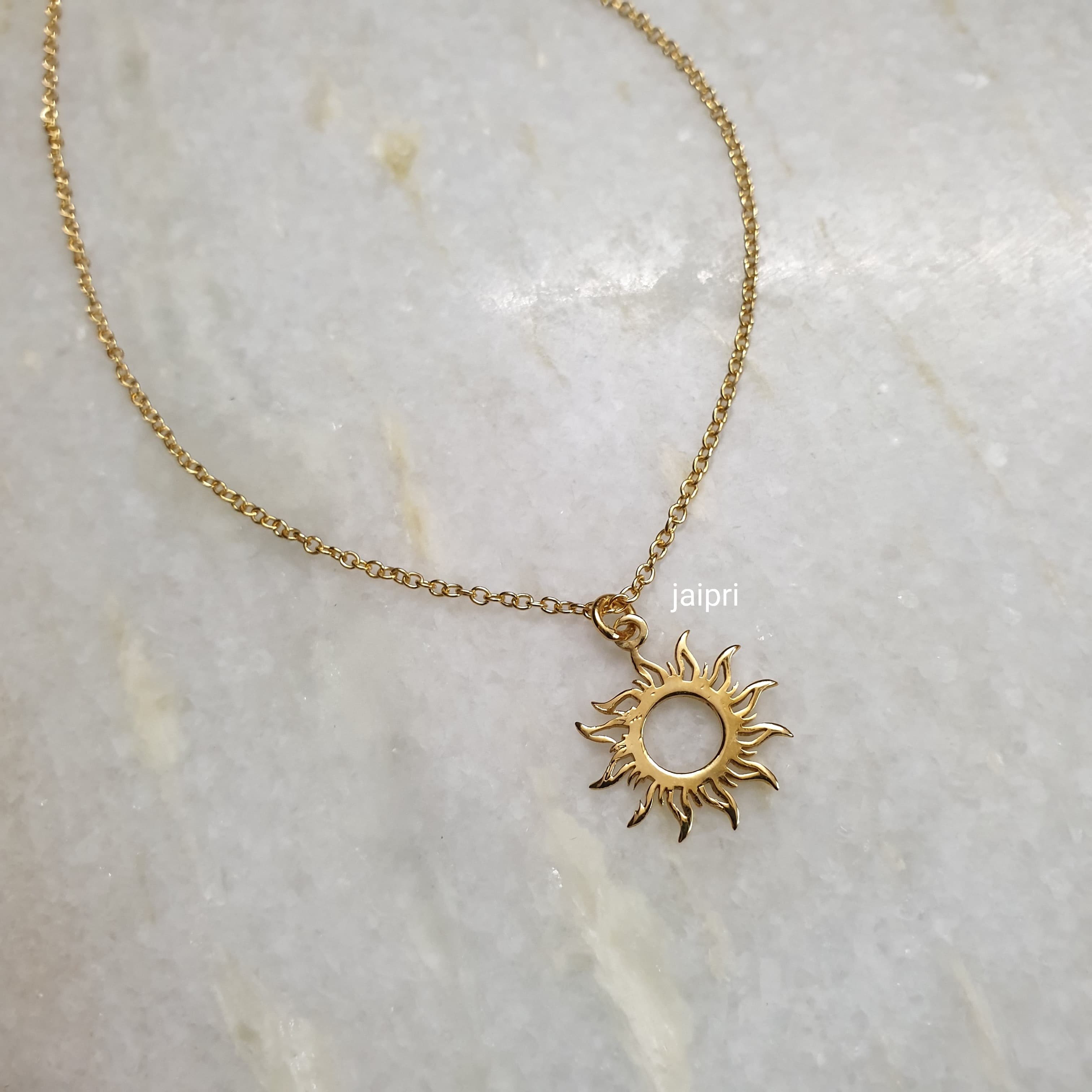 Sun Gold Minimal Necklace