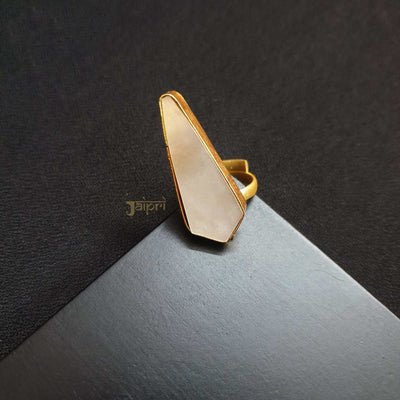 Off-White Stone Adorable Ring