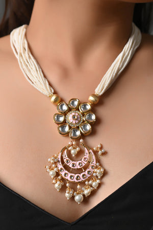 Floral Design & Pearl Beads Stone Meenakari Pendant With Earrings