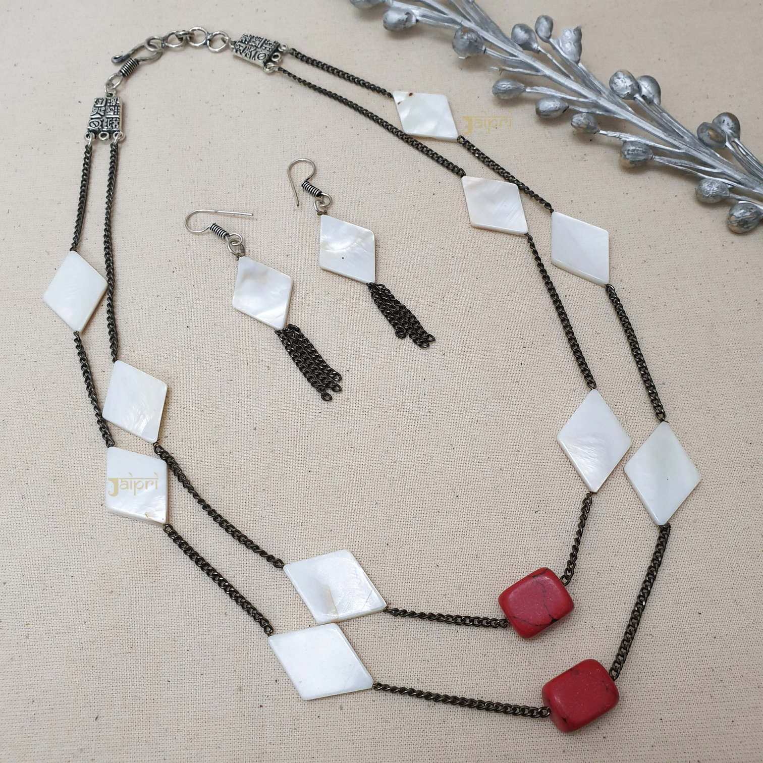 White & Red Beads Stone Adorable Necklace With Earrings