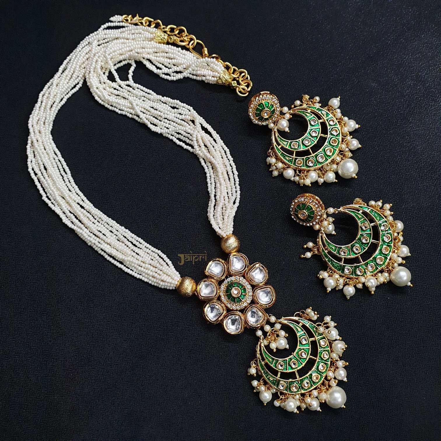 Green Floral Meenakari Pendant With Chand-Bali Earrings