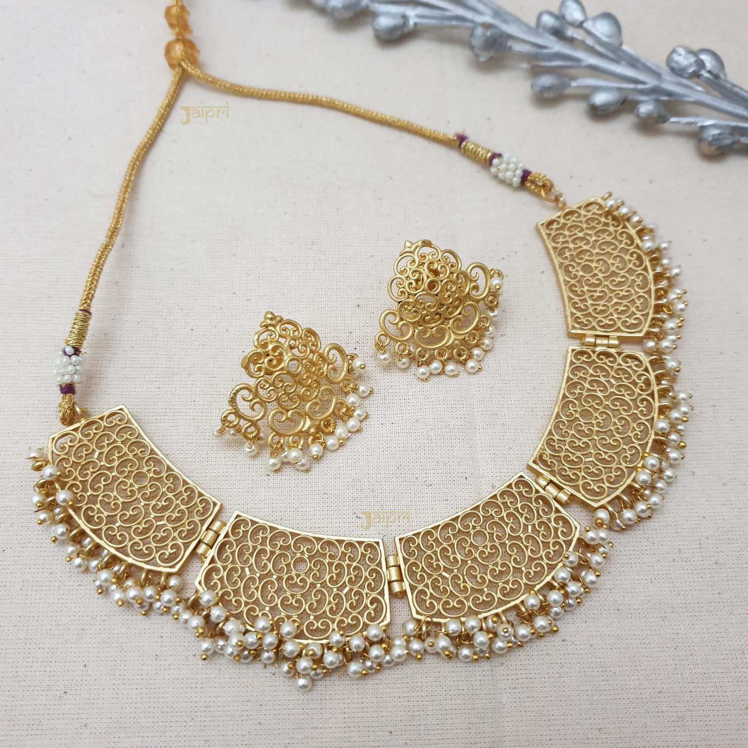 Designer Gold Choker Necklace With Earrings