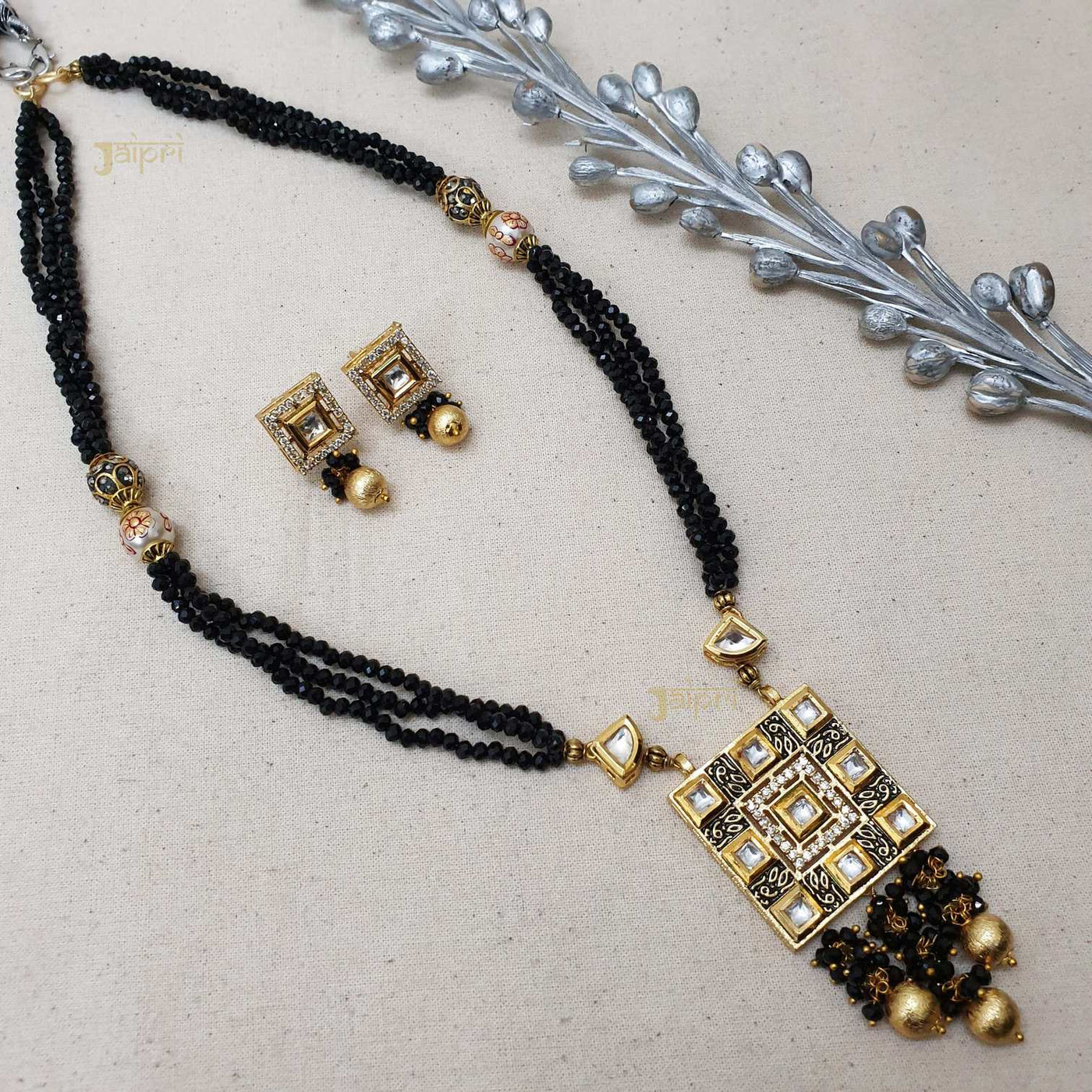 Black Beads Stone Kundan Pendant With Earrings